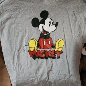 Disney mens 2X MICKEY MOUSE short sleeve gray tshirt. H2